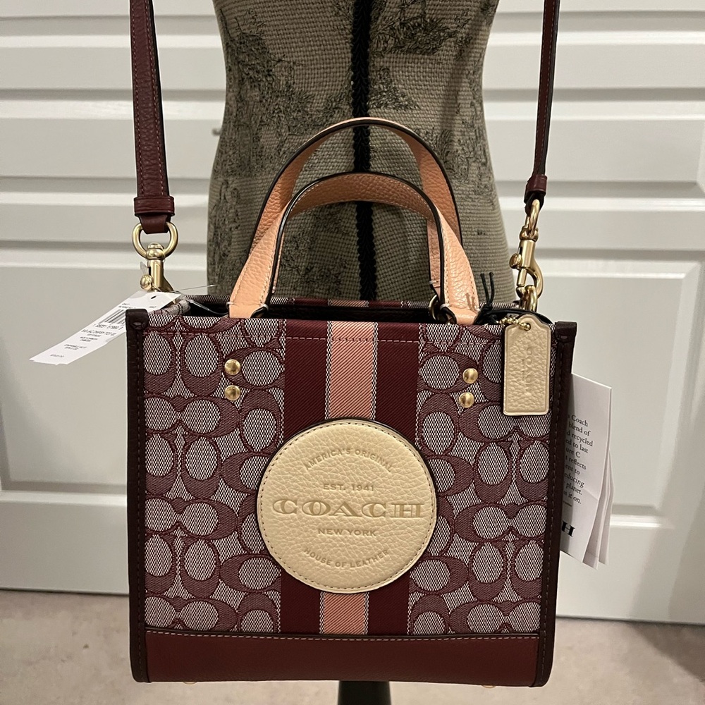 Coach Wine Signature Dempsey Tote 22 NWT